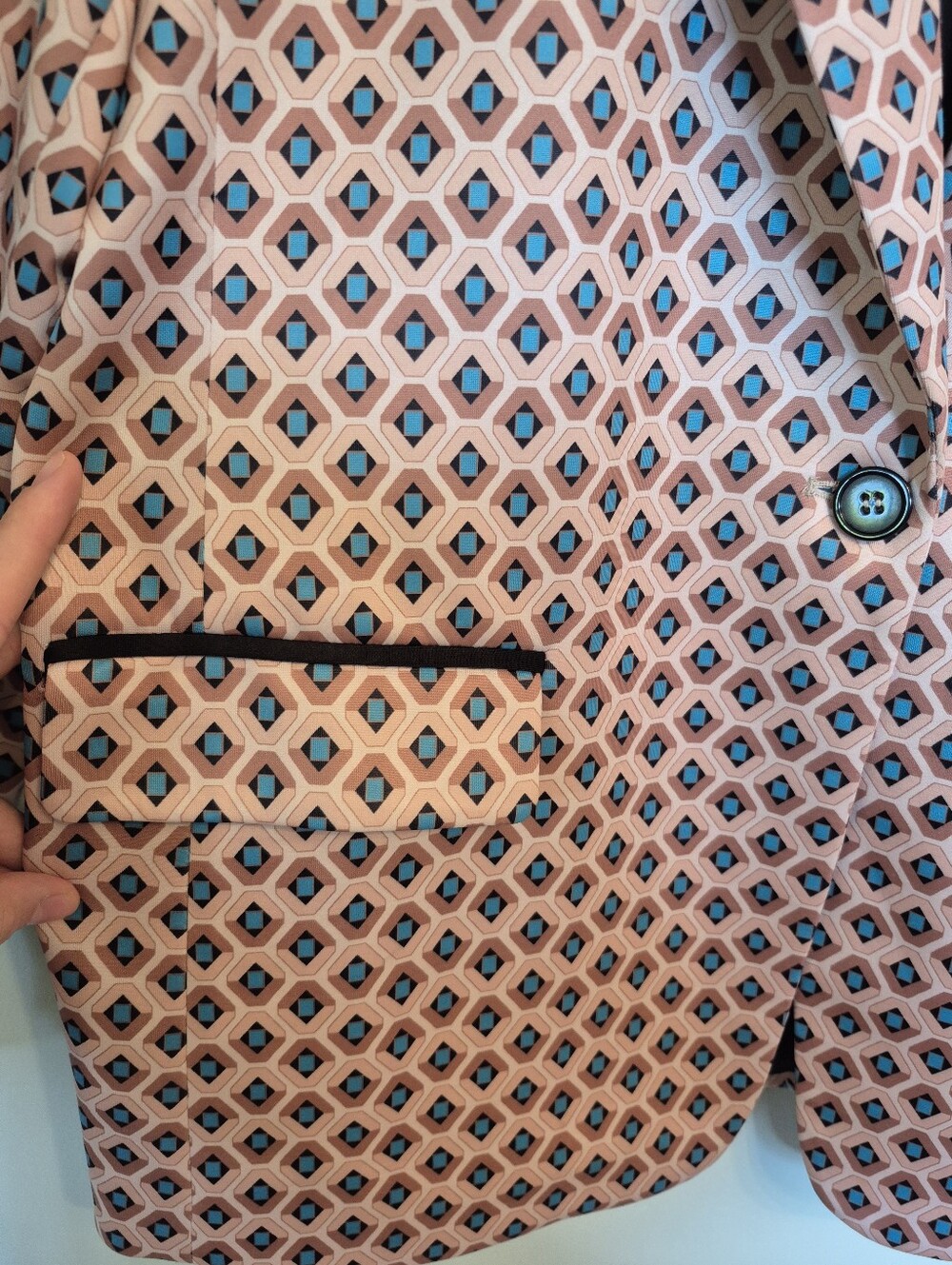 Esqualo Women's Tan Geometric Modern Print Structured Blazer Size Medium - Picture 4 of 9